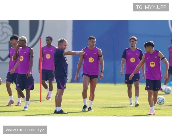 弗里克解释加西亚穿1号仅限巡回赛拉什福德因假期延长比队友少训一周